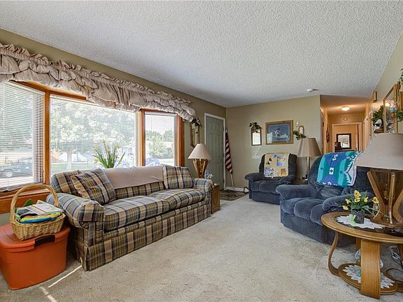 2nd image of 2528 Wyoming Ave