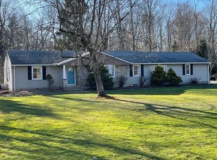 850 Timberline Dr, Akron, OH 44333