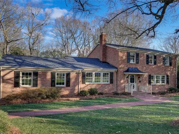 1009 Valleydale Dr, Burlington, NC 27215