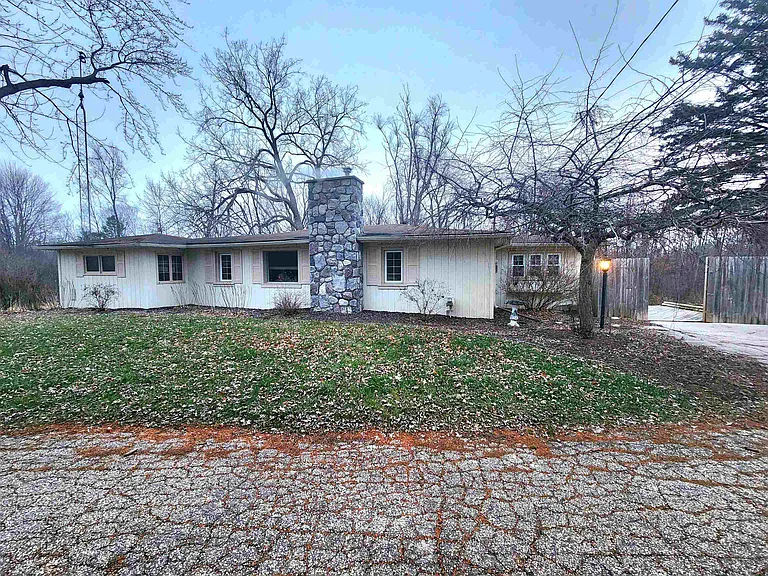 5550 Midland Rd — Photo 1