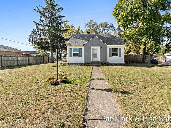 2nd image of 961 Wendover Blvd