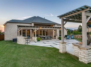 1024 Myers Park Trl, Roanoke, TX 76262