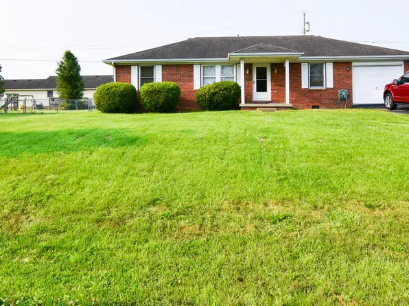 319 Peachtree Dr, Berea, KY 40403