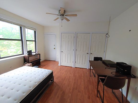 4th image of 2537 W Sunnyside Ave APT 2