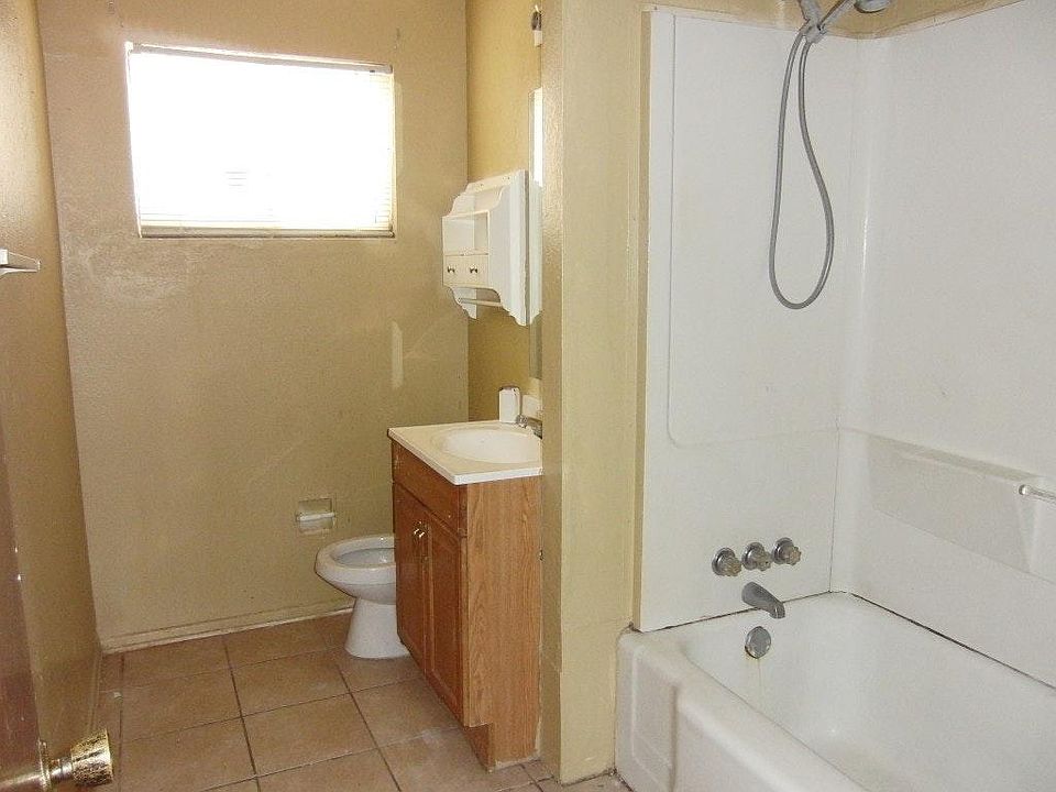 1st image of 4314 Roosevelt Dr