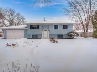 718 111th Ave NE, Blaine, MN 55434