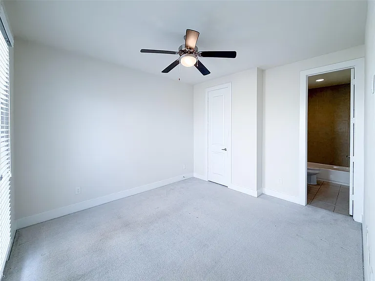 1803 Crestdale Dr — Photo 6