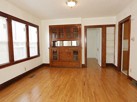 5th image of 152 King St W #1