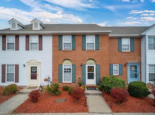 8 Goldsmith Ct, Washingtonville, NY 10992