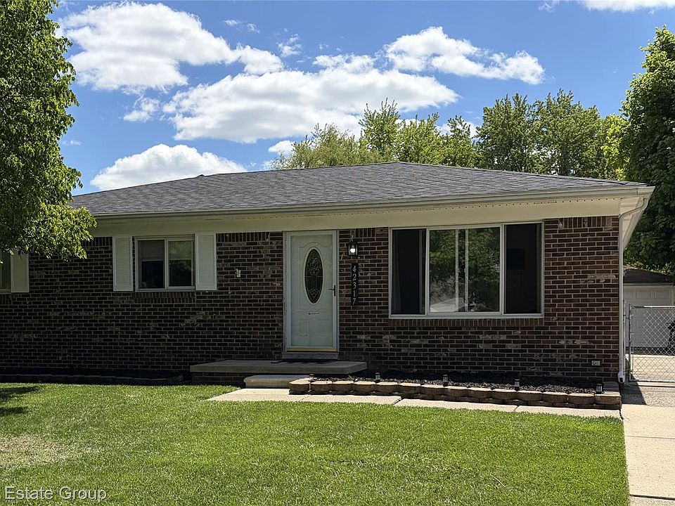 1st image of 42317 Gloria Dr