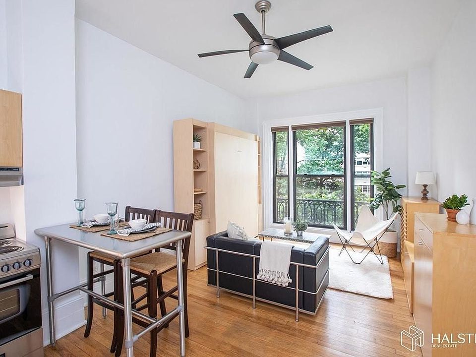 1st image of 140 W 69th St APT 32C
