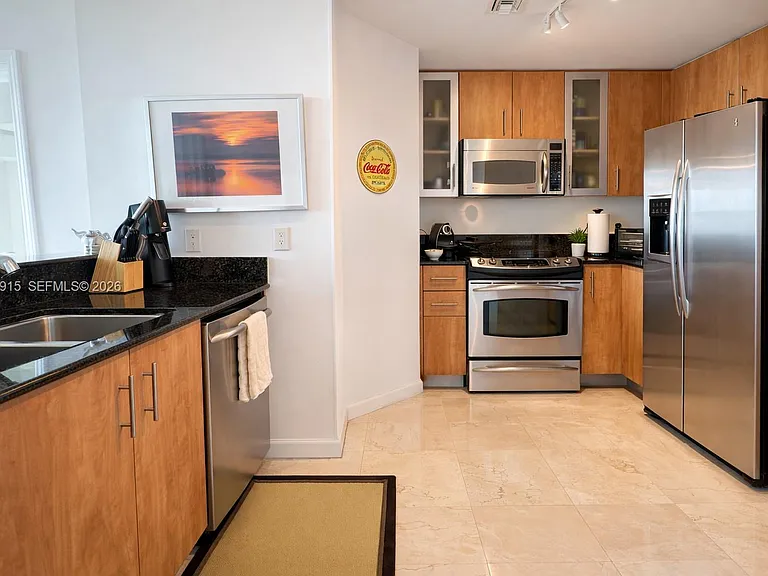 7900 Harbor Island Dr #706 — Photo 12