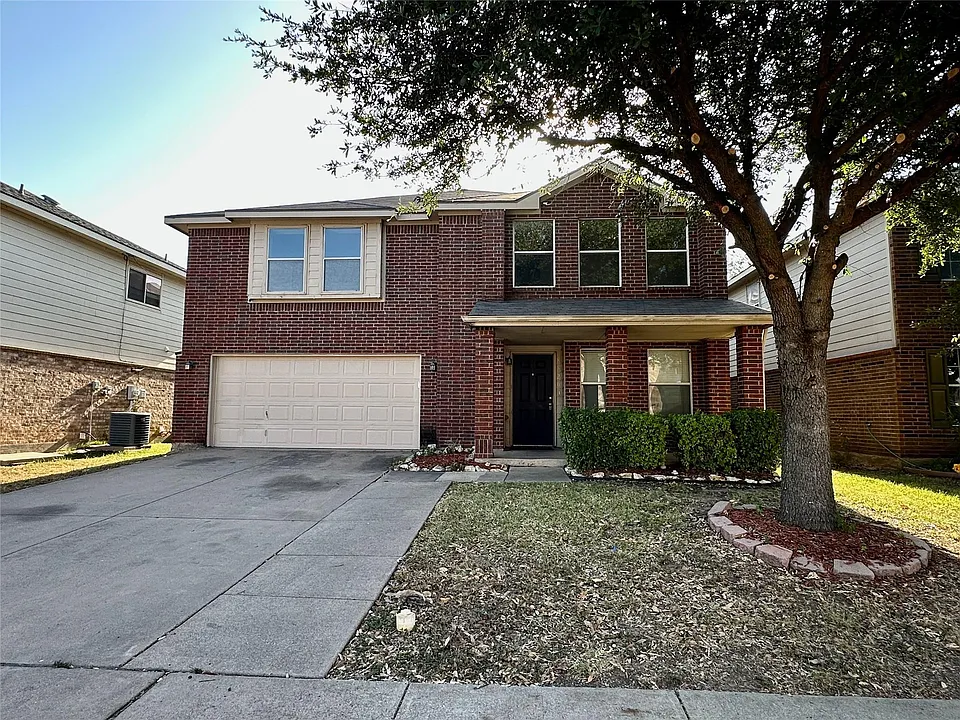 8520 Hawkview Dr