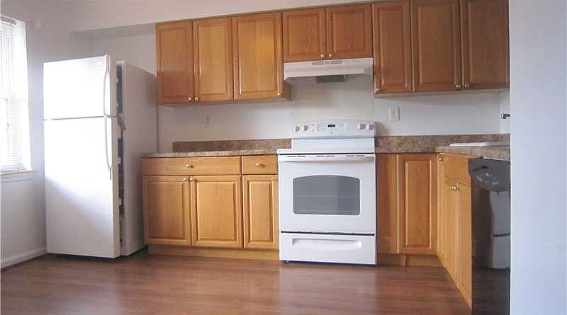 1st image of 690 Biltmore Dr
