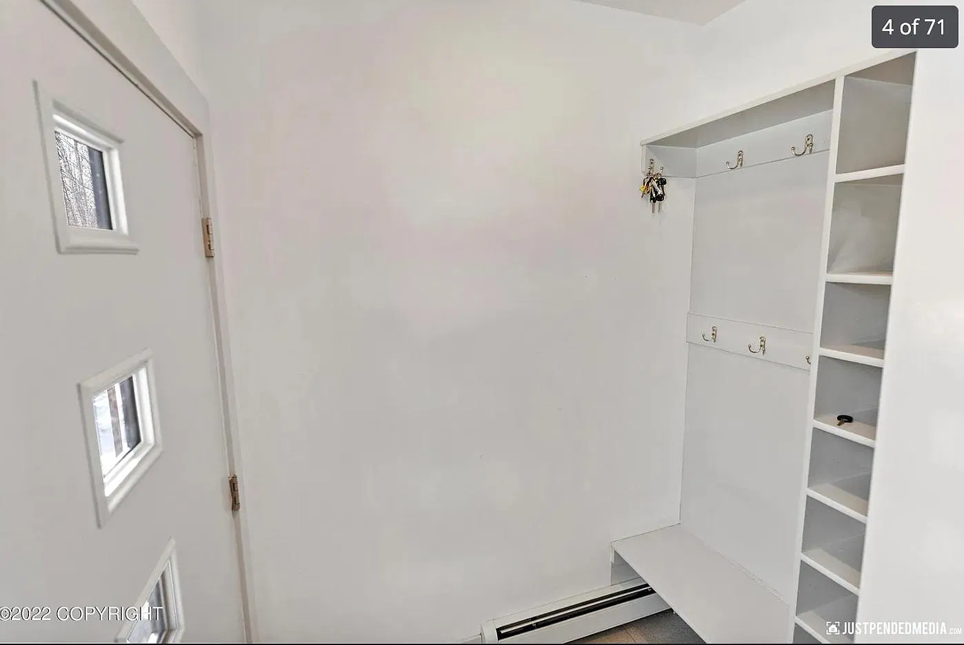 3 bed, 1200 sqft, $2,150 — Photo 3