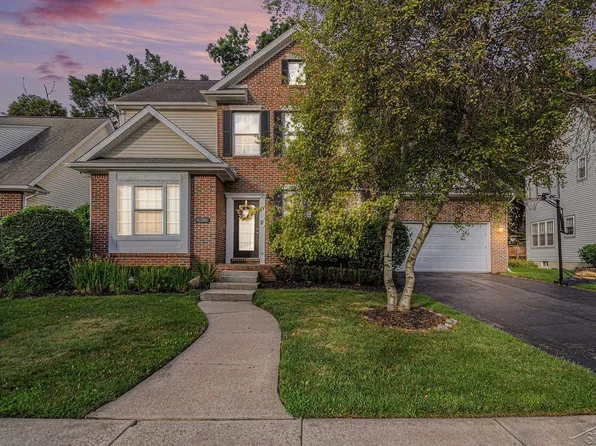 10386 Edgewood Dr, Grand Blanc, MI 48439