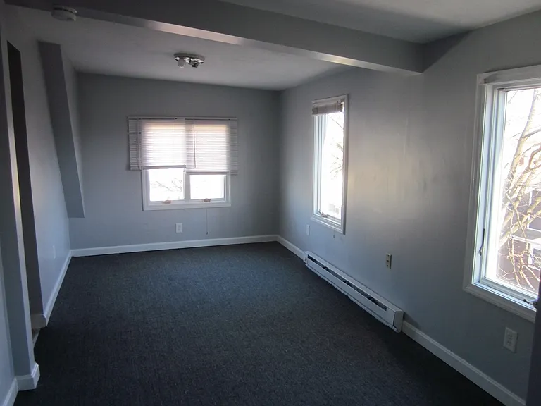 31-33 Pleasant Park Rd — Photo 11