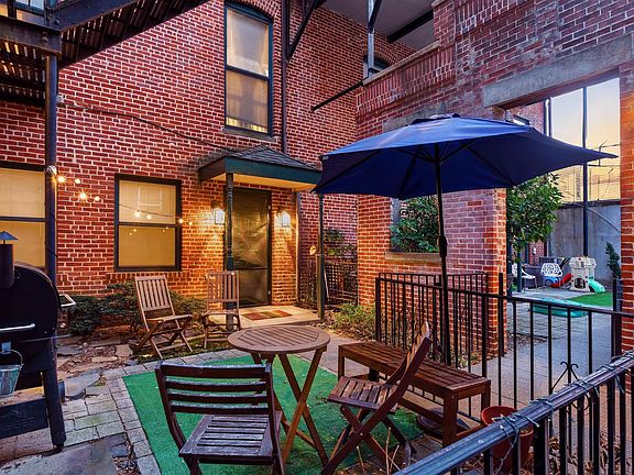 3rd image of 46 Mercer St APT 2