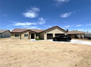 16920 Danbury Ave, Hesperia, CA 92345