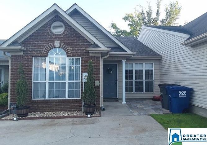 1st image of 1010 Ashley Brook Ln