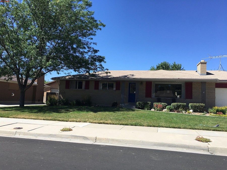 2nd image of 331 E Susan Cir