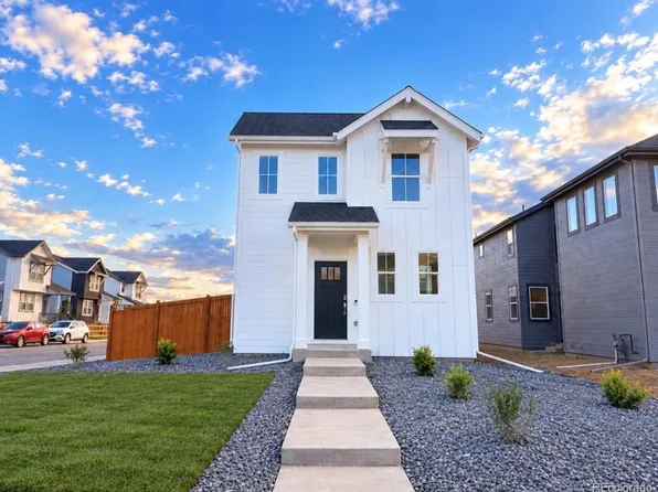 28460 E 4th Avenue, Watkins, CO 80137