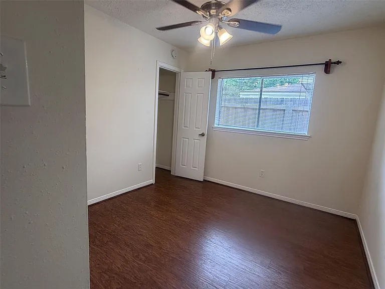 3806 Carya Cir — Photo 24