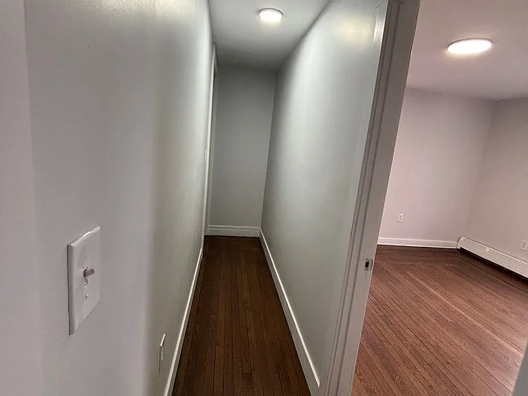 57 Thompson St — Photo 12