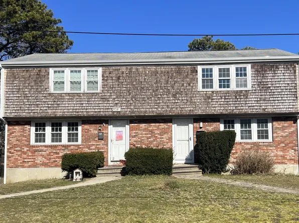 18 & 20 Wildwood Path, West Yarmouth, MA 02673