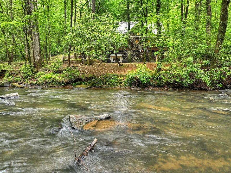 61st image of 300 River Rd