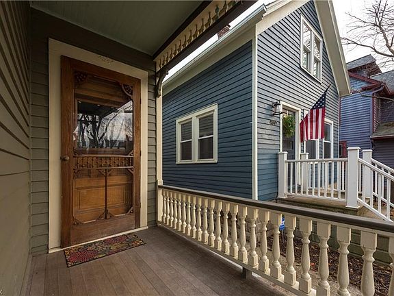3rd image of 4003 Whitman Ave