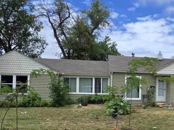 2103 N Jackson St, Hutchinson, KS 67502