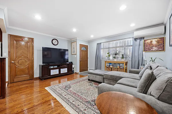 Sold by Keller Williams Realty Gold Coast | media 2