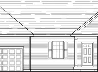 31 Winterberry Ln, Fort Edward, NY 12828