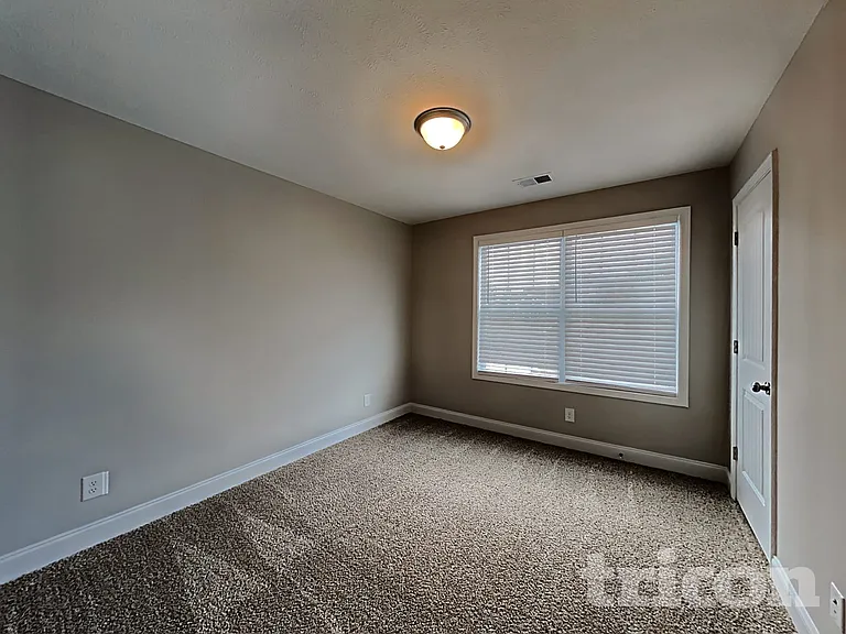 1063 Spicer Dr — Photo 9