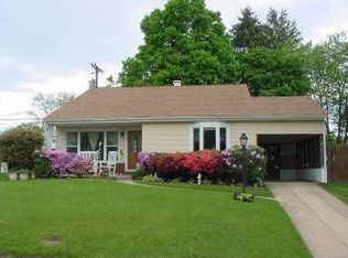 610 Pamela Rd, Glen Burnie, MD 21061