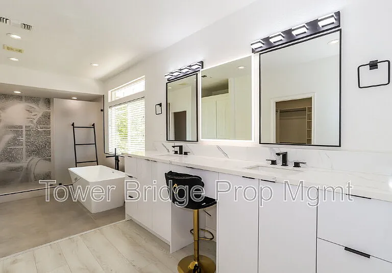 1518 Southridge Ct — Photo 10