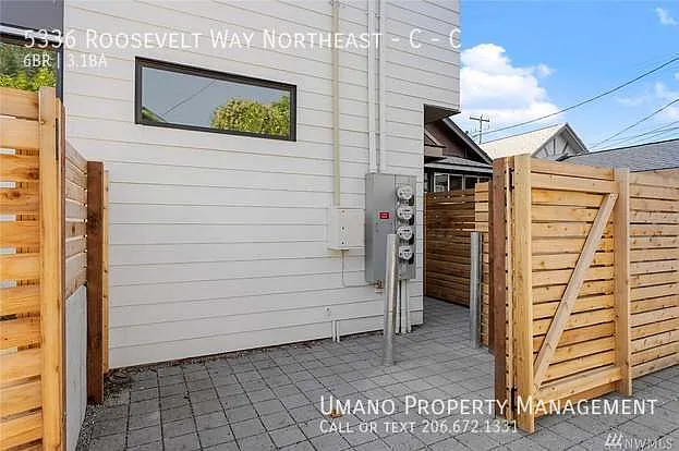 5336 Roosevelt Way NE #C — Photo 11
