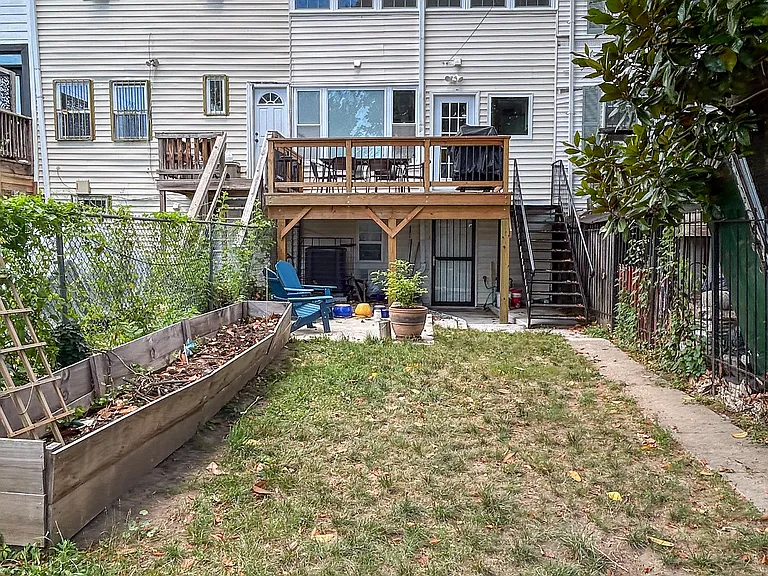 1226 Jefferson St NW — Photo 24