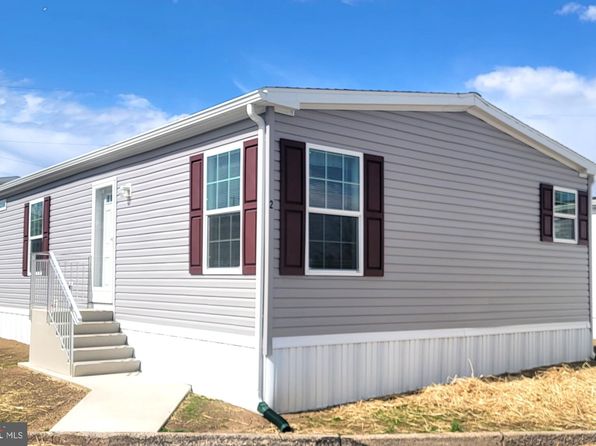 2 Joseph Ave, Birdsboro, PA 19508