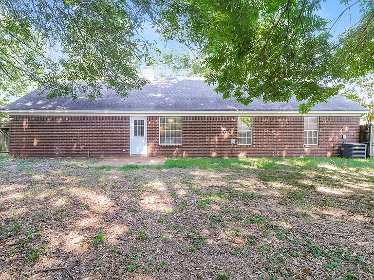 2649 Sage Meadow Dr — Photo 16