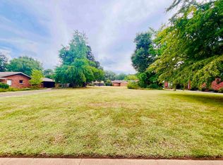 4305 Haverhill Rd, Memphis, TN 38111