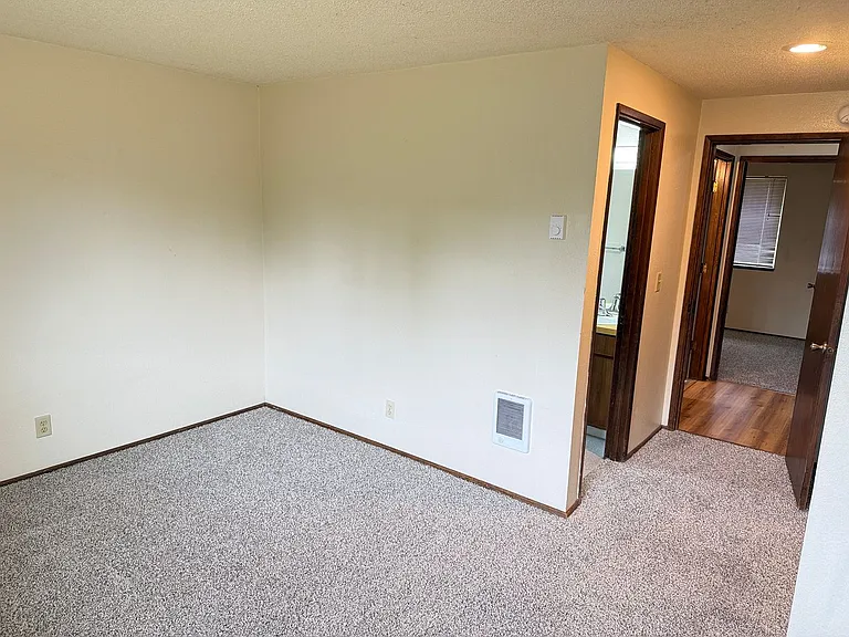 4579 Souza Ct — Photo 23