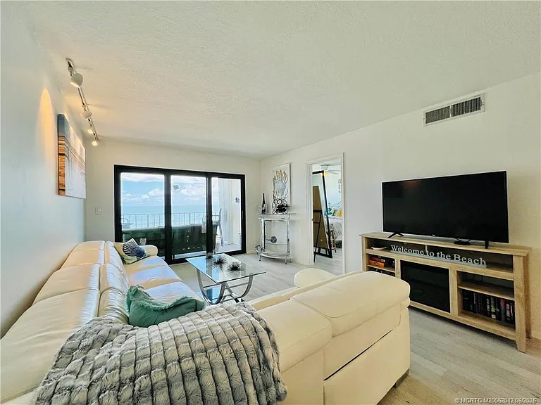 9400 S Ocean Dr #707 — Photo 12