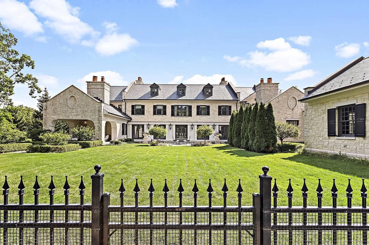 1500 Sunset DRIVE, Elm Grove, WI 53122 Zillow