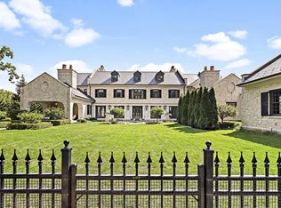 1500 Sunset Dr, Elm Grove, WI 53122