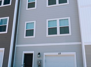 112 Milburn Dr, Martinsburg, WV 25403