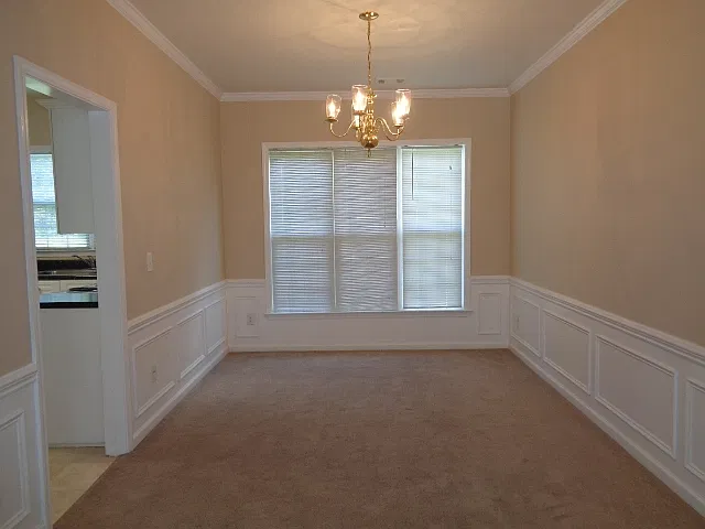 4 bed, 2.5 bath, 2020 sqft, $2,505 — Photo 3
