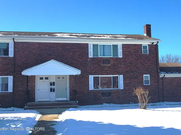 18 B Laurel Place, Eatontown, NJ 07724