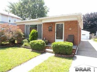 15089 Cleophus Ave, Allen Park, MI 48101